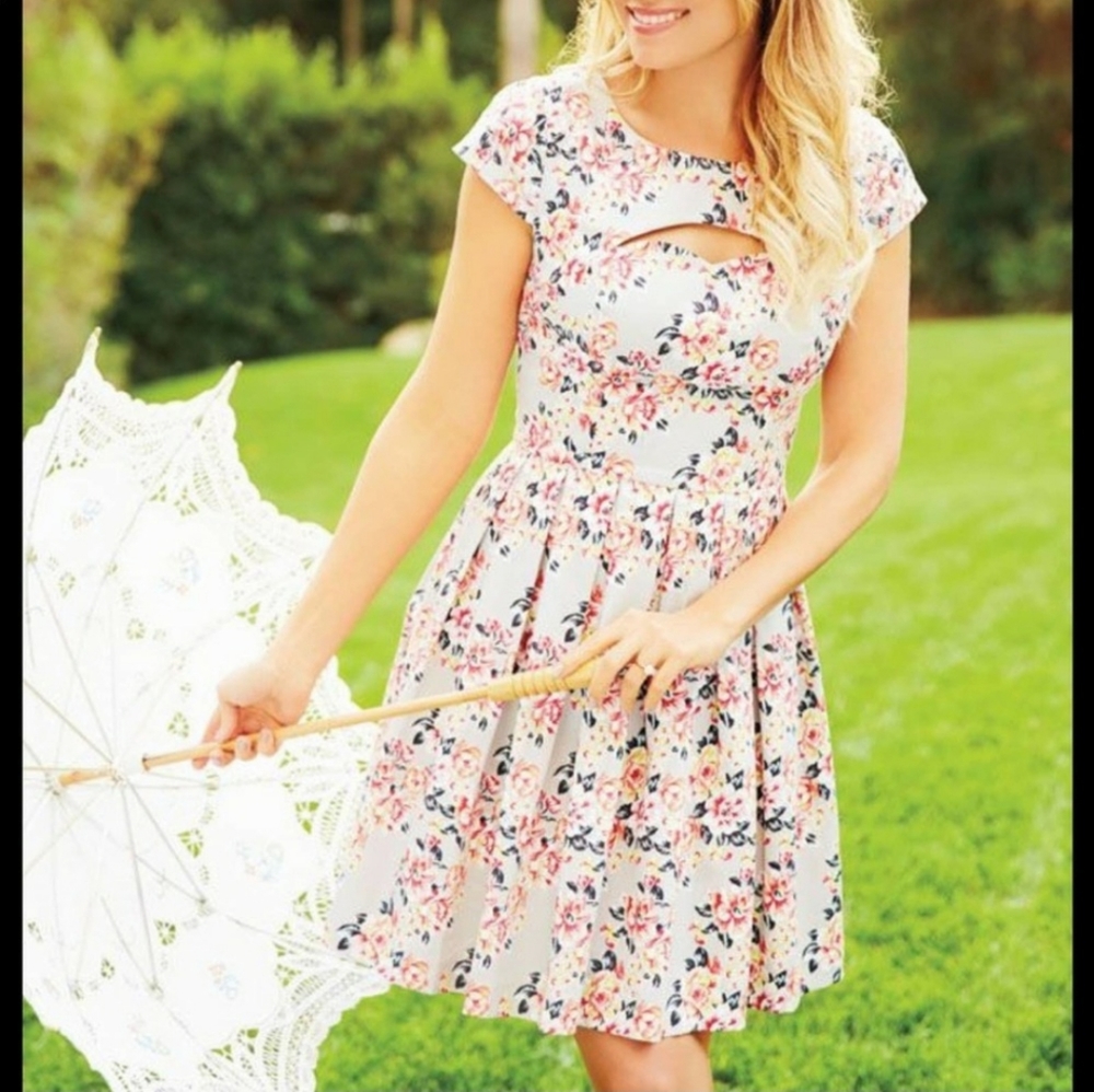LC Lauren Conrad Floral Cutout Fit-n-Flair dress